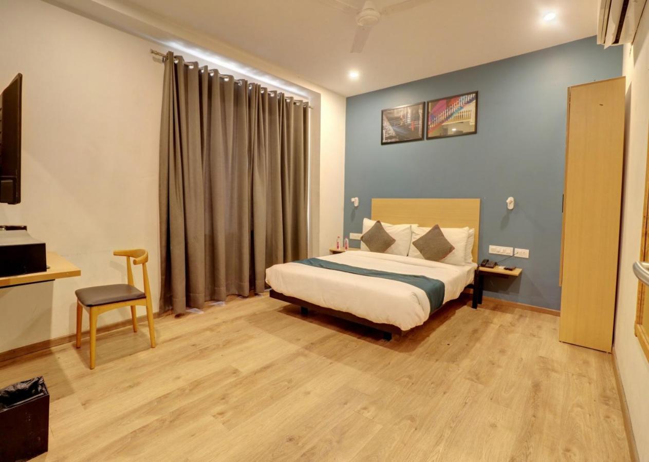 Hotel Mystic Falls Τζαϊπούρ Εξωτερικό φωτογραφία