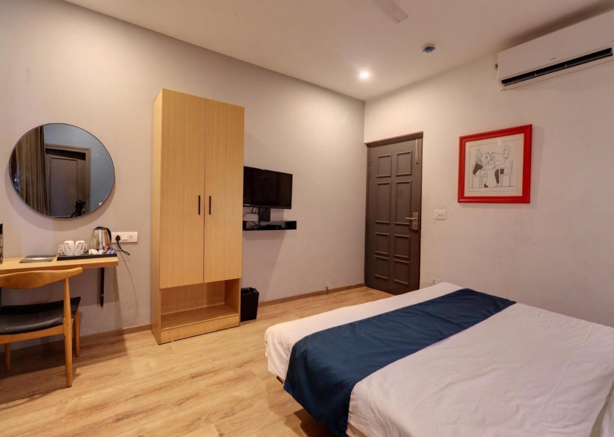 Hotel Mystic Falls Τζαϊπούρ Εξωτερικό φωτογραφία