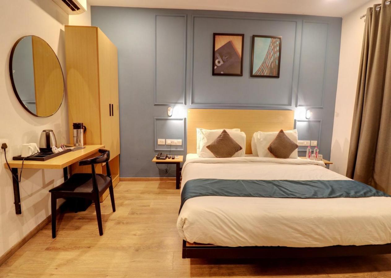 Hotel Mystic Falls Τζαϊπούρ Εξωτερικό φωτογραφία