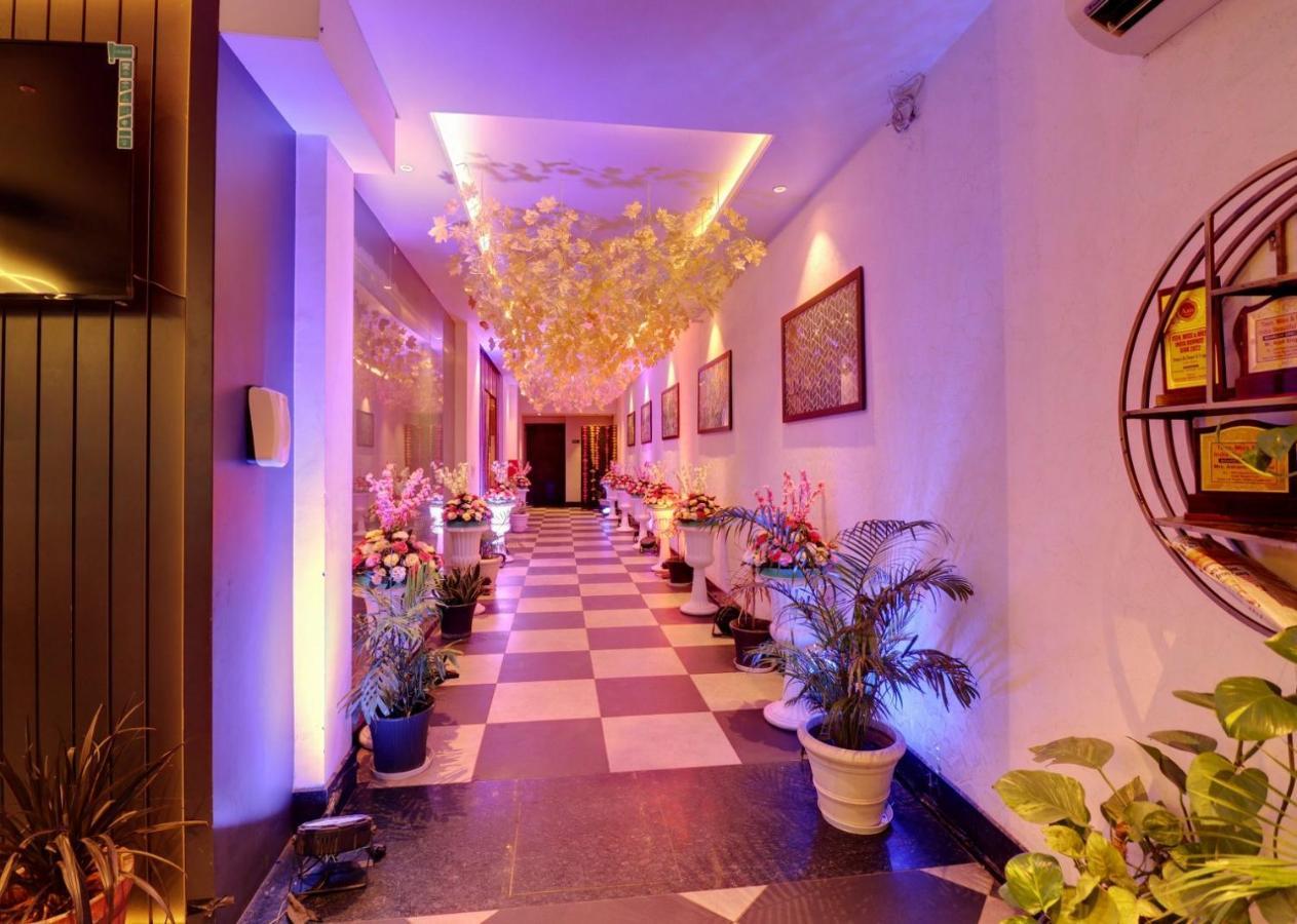 Hotel Mystic Falls Τζαϊπούρ Εξωτερικό φωτογραφία