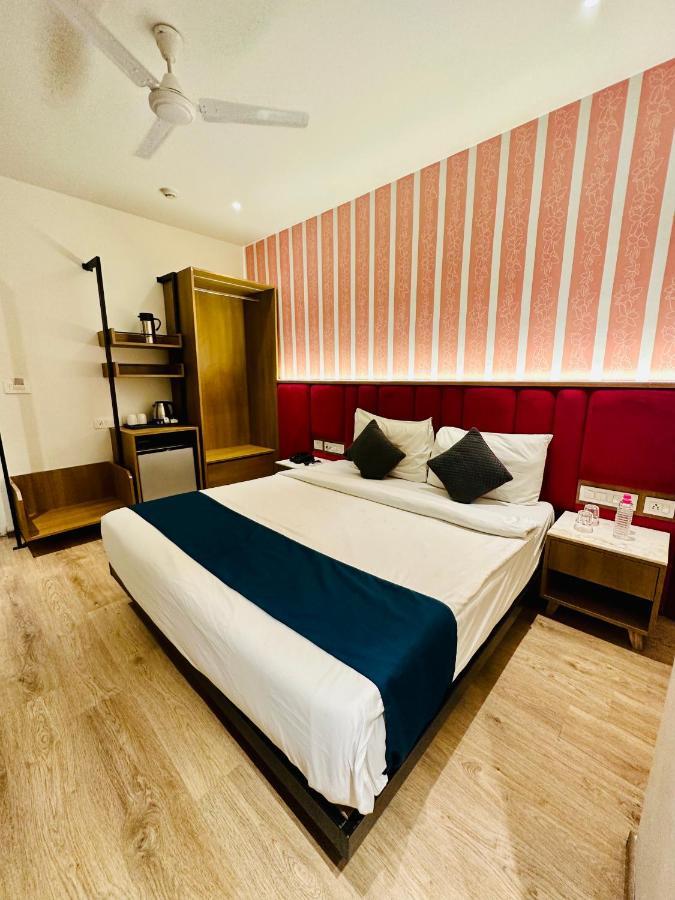 Hotel Mystic Falls Τζαϊπούρ Εξωτερικό φωτογραφία